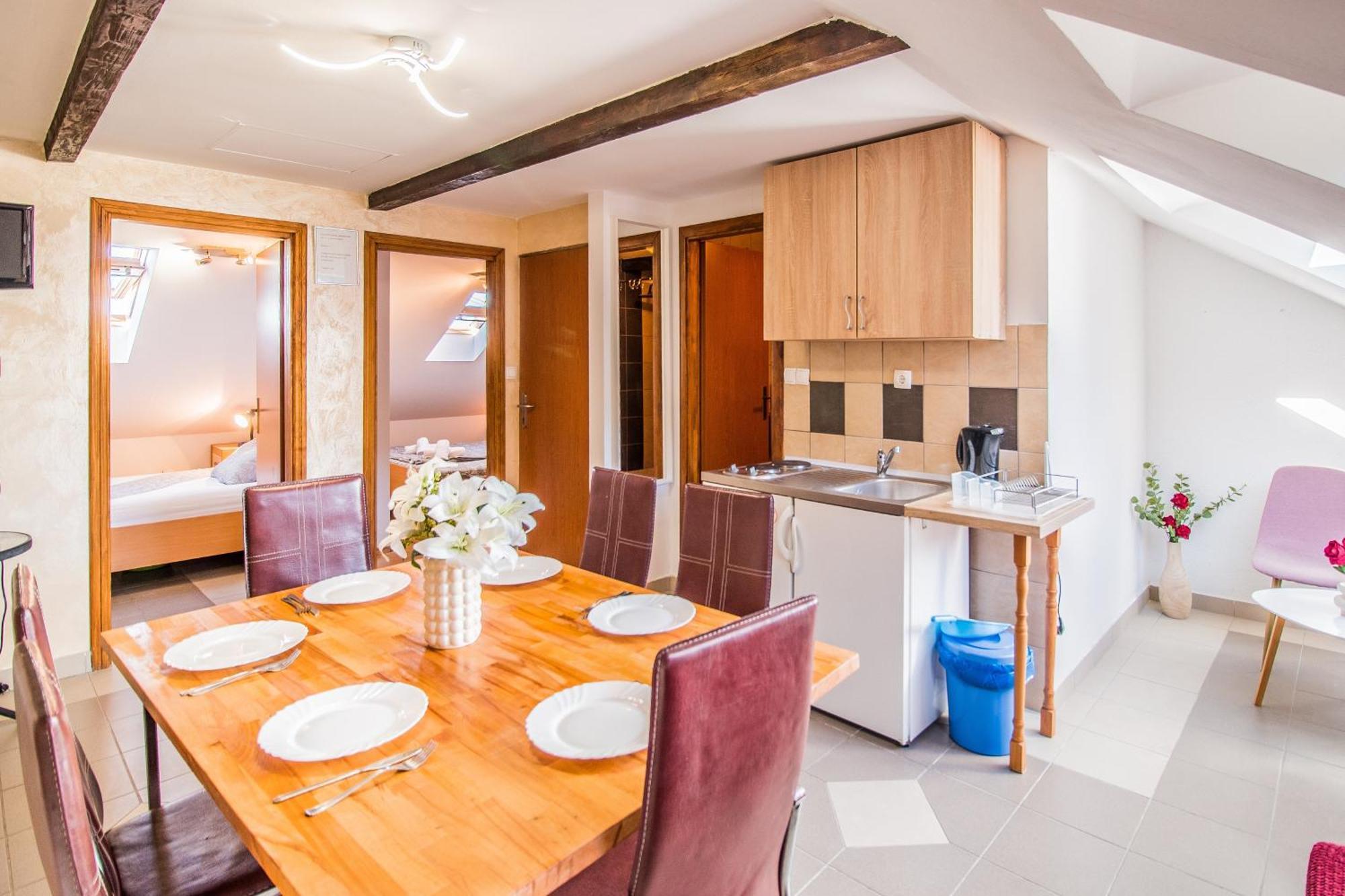 Dream House Rajic Apartment เทรอปาย ภายนอก รูปภาพ