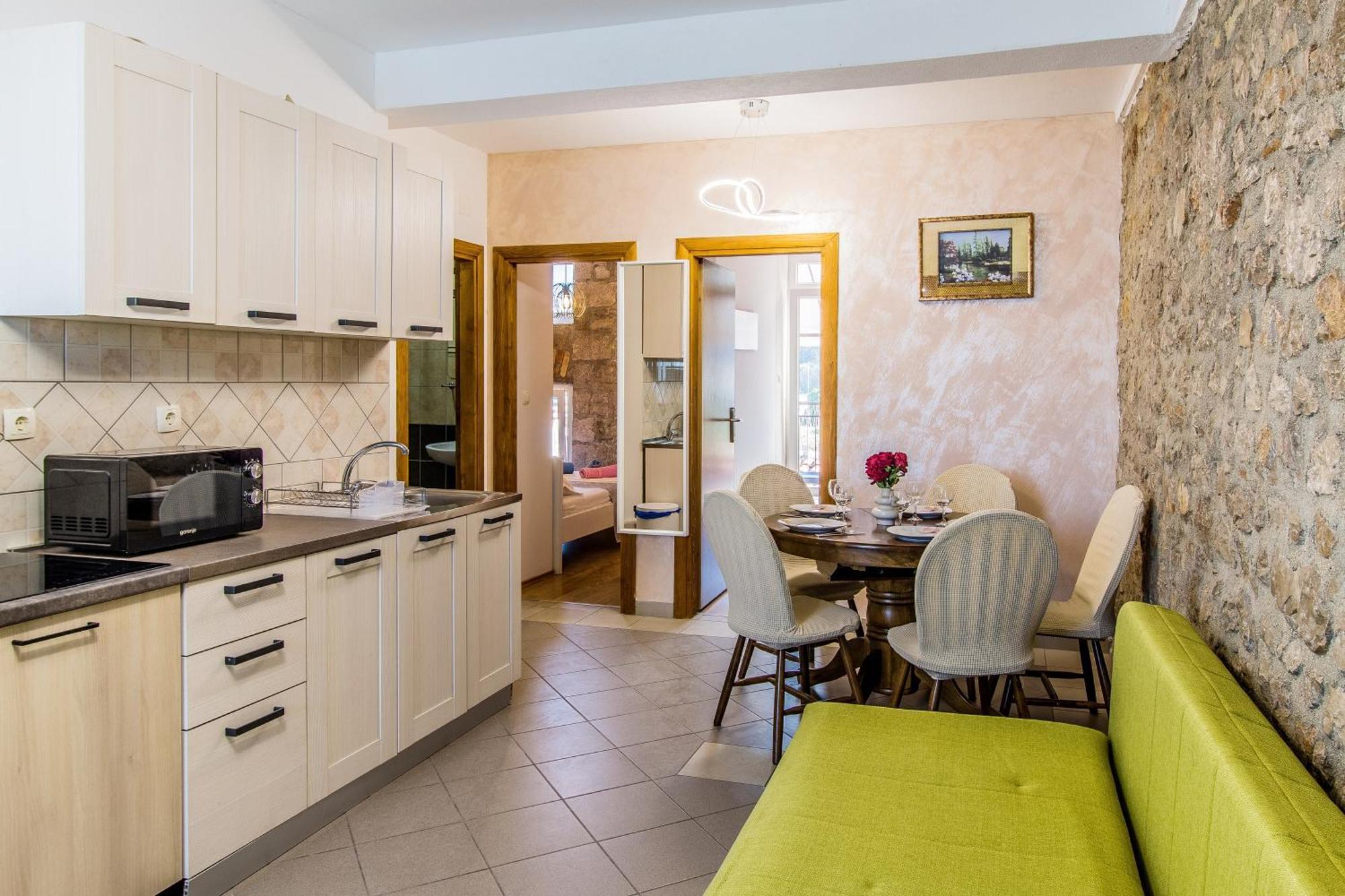 Dream House Rajic Apartment เทรอปาย ภายนอก รูปภาพ