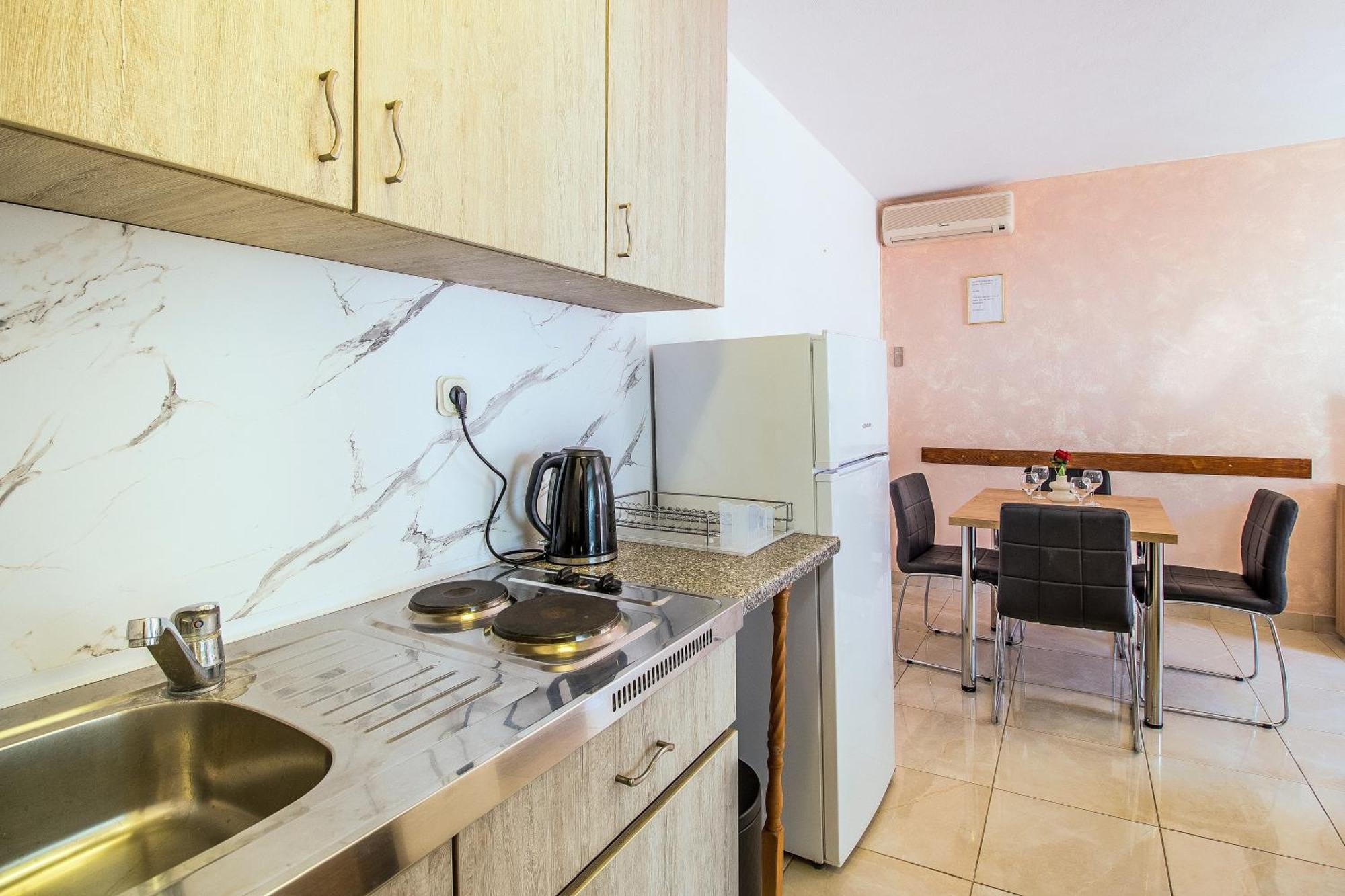 Dream House Rajic Apartment เทรอปาย ภายนอก รูปภาพ