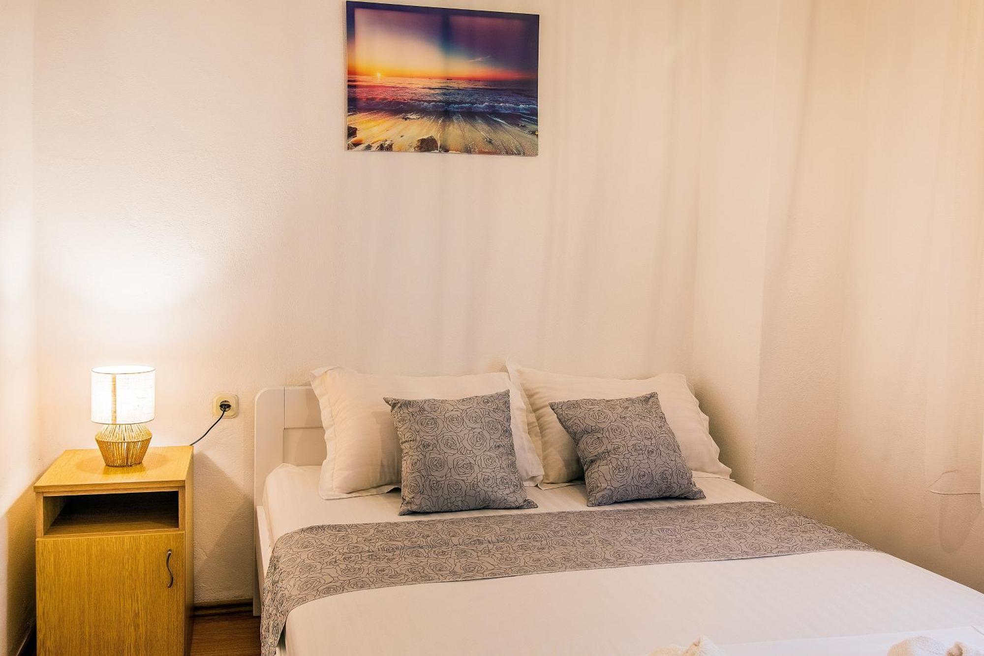 Dream House Rajic Apartment เทรอปาย ภายนอก รูปภาพ