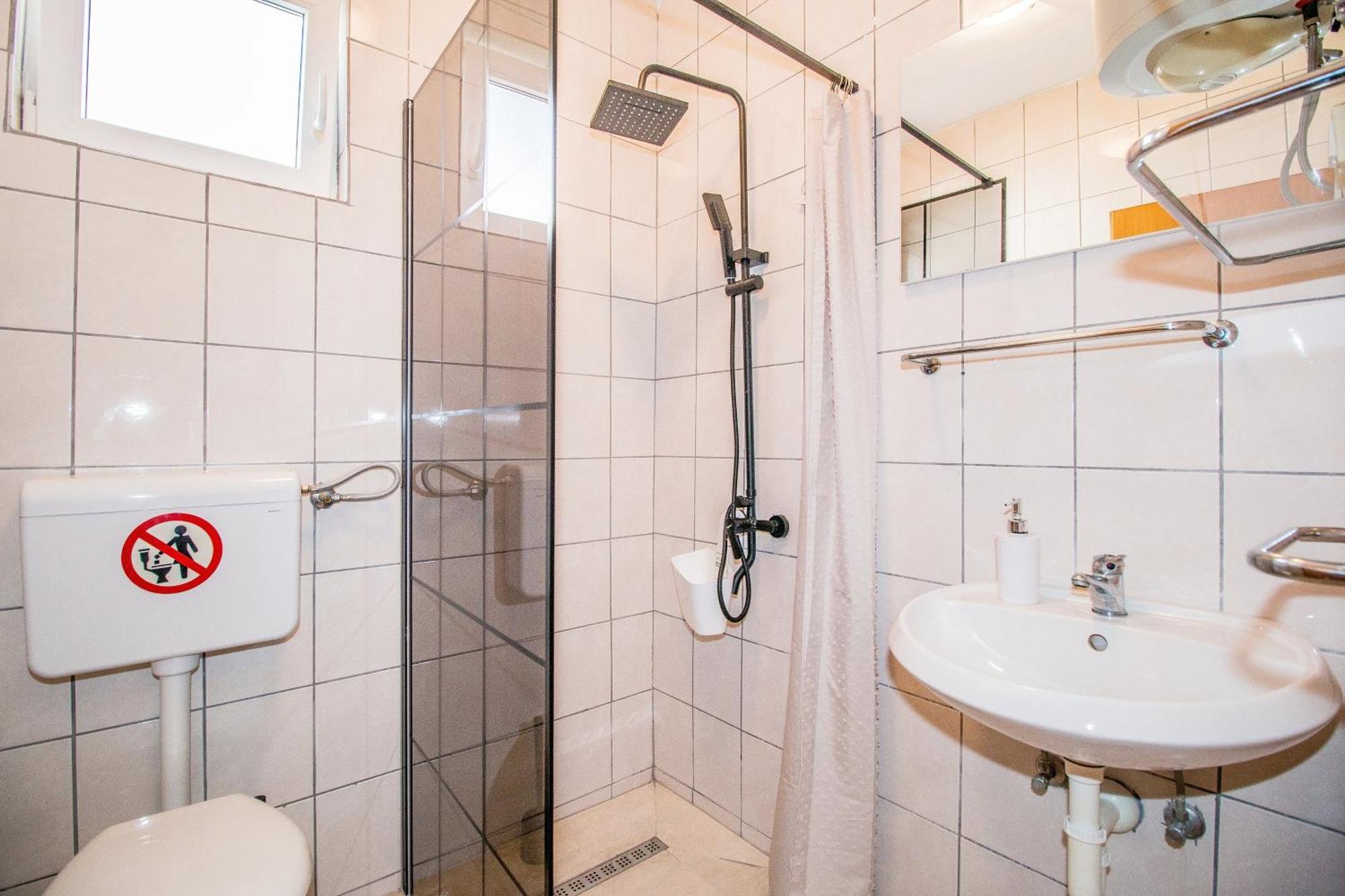 Dream House Rajic Apartment เทรอปาย ภายนอก รูปภาพ